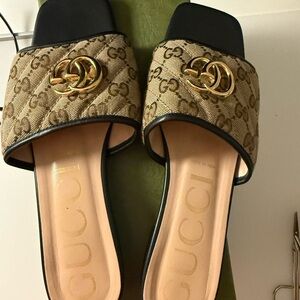 Gucci Women's Tan and Gold Mules
